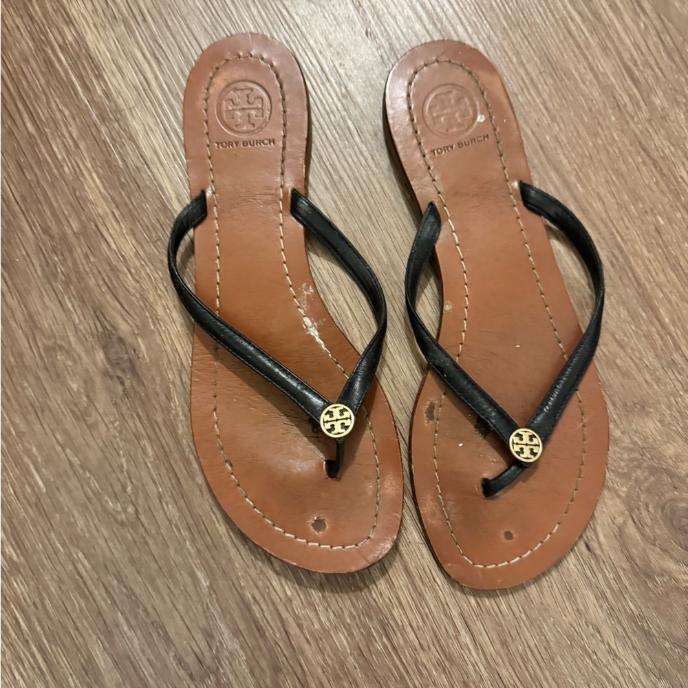 Tory Burch Black Leather Flip Flop Sandals